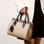 LABOONOO Wo Handbag - Sleek Minimalist Design